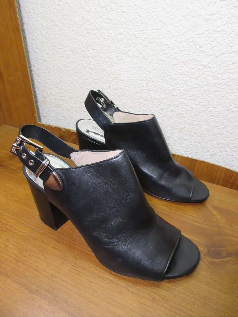 Michael Kors stylish black